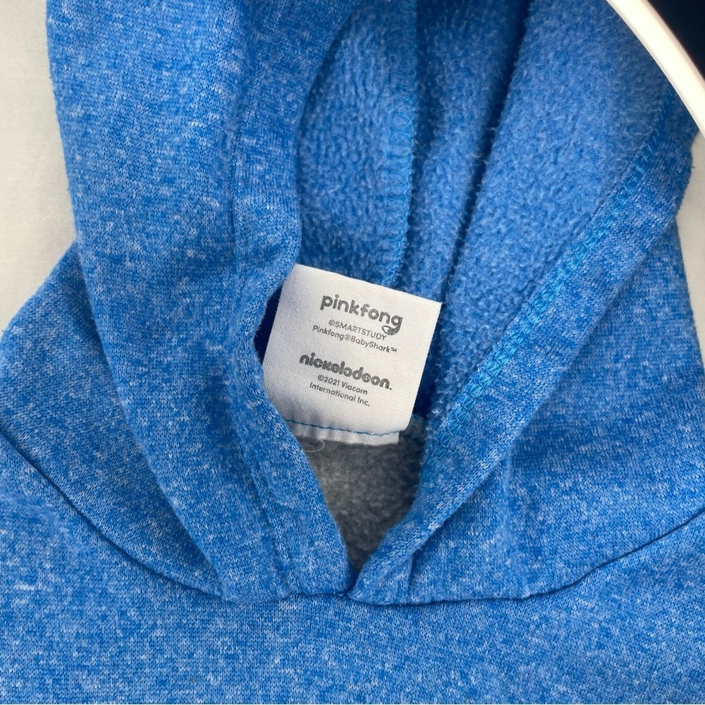 Nickelodeon Baby Shark 2T Blue Sweat shirt and Sweatpants set Preloved - Picture 4 of 12